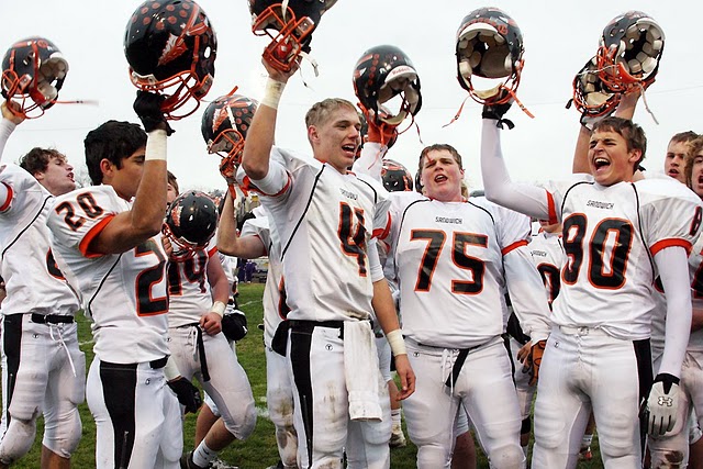 Sandwich football program reaching new heights